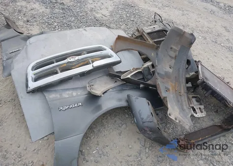 2000 Ford Ranger Xlt from USA, damaged, VIN 1FTYR10X9YPA39183